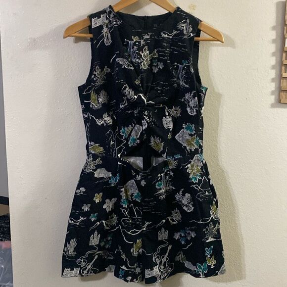 Zara Black Cut Out Tropical Island Print Black Romper Shorts - Picture 3 of 8